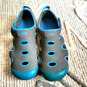 Keen stingray boys sandals